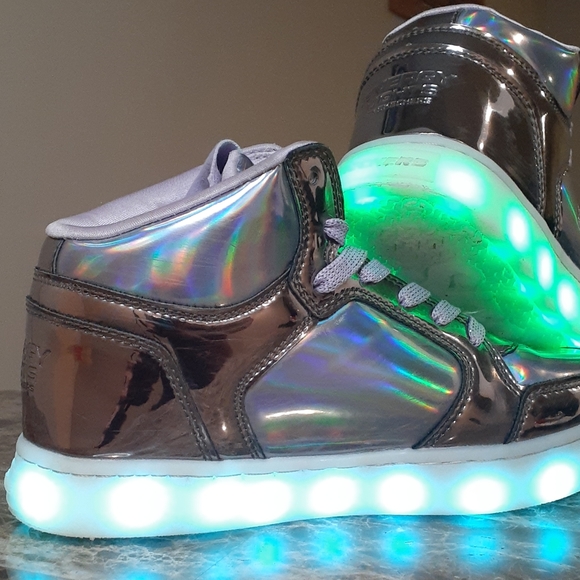 Skecher Energy Light-up shoes sz 1 kids - Picture 7 of 12
